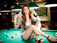 pendekar poker Sama seperti musim panas yang tidak bisa menghindari undangan Xiao Qianye